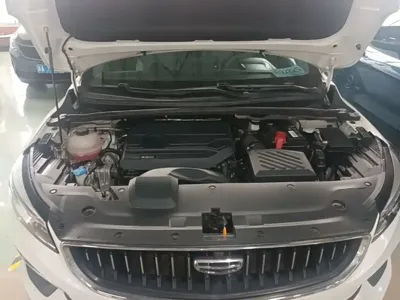 Geely Emgrand S 2024, 17400 км, за 52900 CNY - фото 20