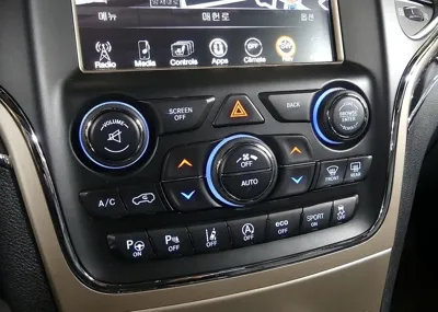 Jeep Cherokee 2017, 99324 км, за 22000000 KRW - фото 16