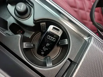 Audi A7L 2025, 7000 км, за 355300 CNY - фото 15