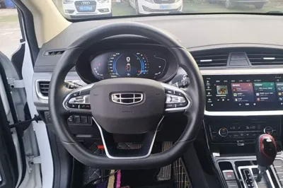 Geely Auto Emgrand GS 2020, 33100 км, за 54383.75 CNY - фото 13