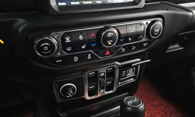 Jeep Wrangler 2019, 91564 км, за 33990000 KRW - фото 18