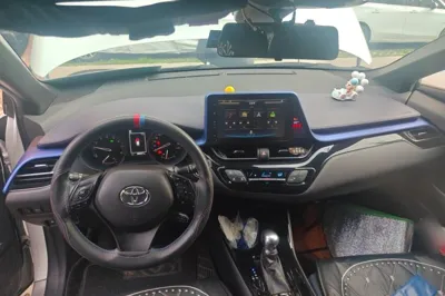 Toyota C-HR 2018, 36000 км, за 60405.4 CNY - фото 9