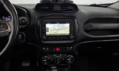 Jeep Renegade 2017, 167641 км, за 7500000 KRW - фото 19