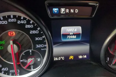 Mercedes-Benz GLA AMG 2017, 73900 км, за 97741.2 CNY - фото 12