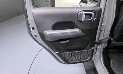 Jeep Wrangler 2022, 76363 км, за 39500000 KRW - фото 25