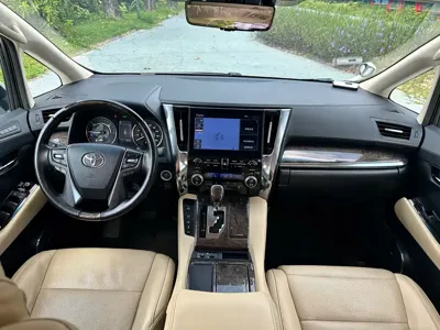 Toyota Alphard 2023, 80000 км, за 618000 CNY - фото 9