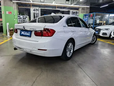 BMW 3 Series 2015, 118400 км, за 49800 CNY - фото 6