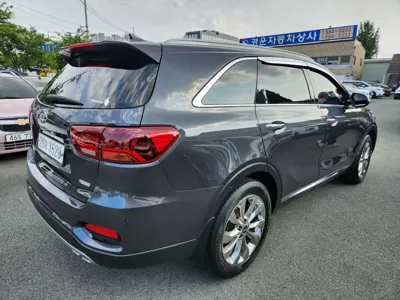 Kia Sorento 2018, 128246 км, за 16200000 KRW