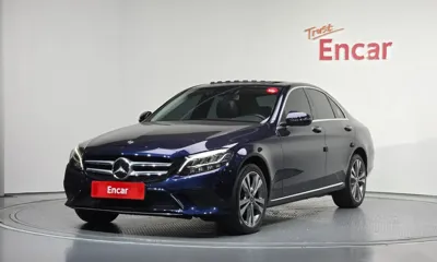 Mercedes-Benz C-Class · 2020 год