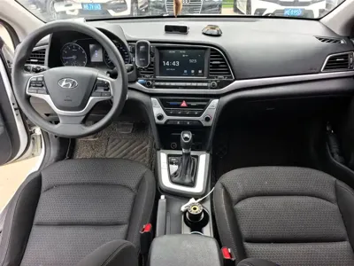 Hyundai Elantra 2017, 109000 км, за 28800 CNY - фото 10