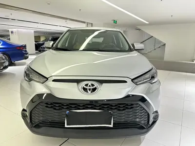 Toyota Frontlander 2024, 16000 км, за 78000 CNY