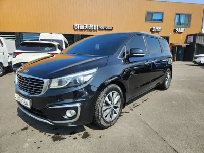 Kia Canival 2018, 92025 км, за 7700000 KRW
