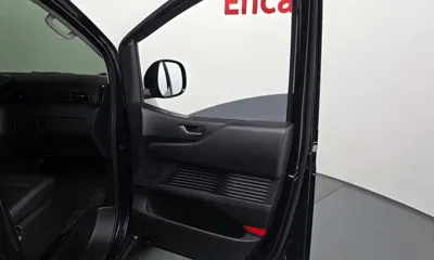 Hyundai Staria 2023, 13645 км, за 26000000 KRW - фото 25
