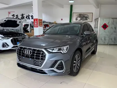 Audi Q3 · 2023 год