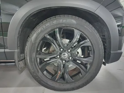 KG_Mobility_Ssangyong Rexton · 2021 год