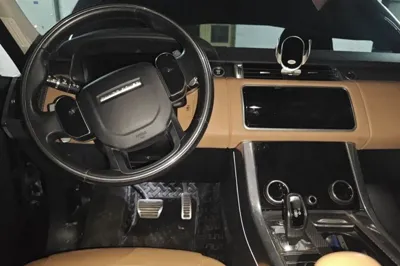 Land Rover Range Rover Sport 2020, 99100 км, за 349959.46 CNY - фото 9