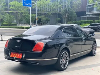 Bentley Flying Spur 2013, 88000 км, за 338800 CNY