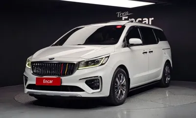 Kia Canival · 2019 год