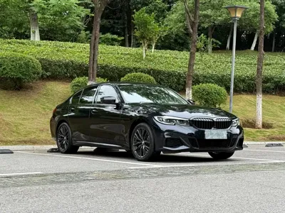 BMW 3 Series 2021, 50000 км, за 138800 CNY
