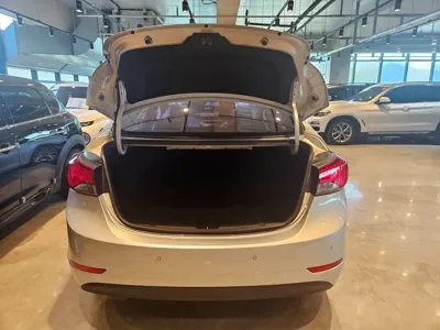 Hyundai Avante 2016, 173198 км, за 4900000 KRW - фото 16