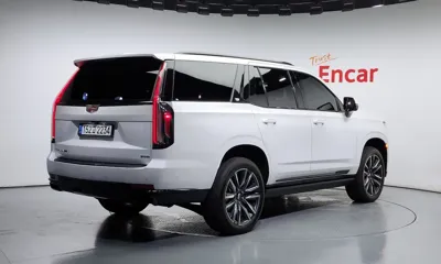 Cadillac Escalade 2022, 35958 км, за 93000000 KRW