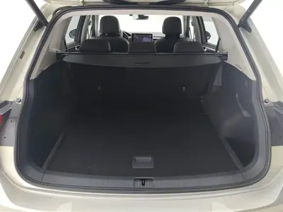 Volkswagen Tiguan L 2021, 78700 км, за 124500 CNY