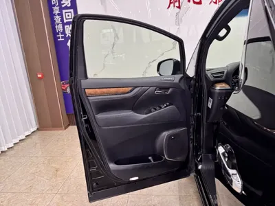 Toyota Alphard 2018, 149000 км, за 396000 CNY - фото 16