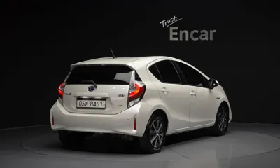 Toyota Prius 2019, 96882 км, за 12000000 KRW