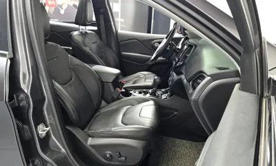 Jeep Cherokee 2020, 67400 км, за 16190000 KRW - фото 26