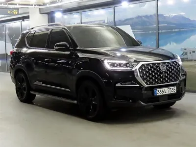 KG_Mobility_Ssangyong Rexton · 2023 год