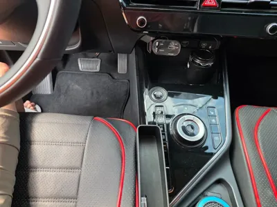 Kia Niro 2024, 5500 км, за 14520000 KRW - фото 14