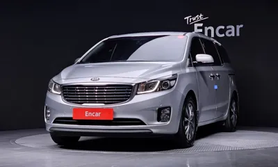 Kia Canival · 2017 год