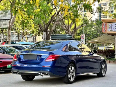 Mercedes-Benz E-Class 2018, 40000 км, за 129800 CNY