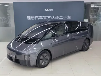 Li Auto Li MEGA · 2025 год