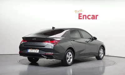 Hyundai Avante 2021, 5401 км, за 17500000 KRW