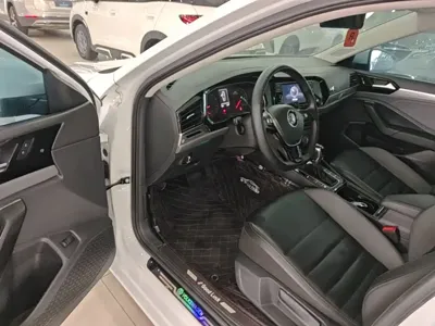 Volkswagen Sagitar 2019, 63400 км, за 66300 CNY - фото 16