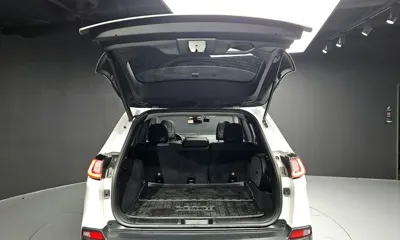 Jeep Cherokee 2020, 20555 км, за 20500000 KRW - фото 20
