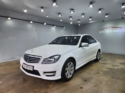 Mercedes-Benz C-Class 2013, 92858 км, за 5900000 KRW - фото 2