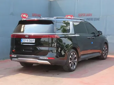 Kia Canival 2021, 139671 км, за 22000000 KRW