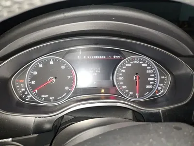 Audi A6L 2018, 47800 км, за 126600 CNY - фото 4