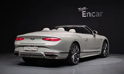 Bentley Continental 2025, 2931 км, за 460000000 KRW