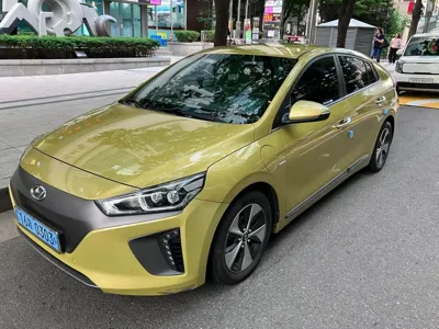 Hyundai Ioniq · 2017 год