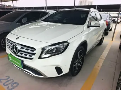 Mercedes-Benz GLA · 2017 год