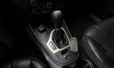 Jeep Cherokee 2015, 161956 км, за 6000000 KRW - фото 9