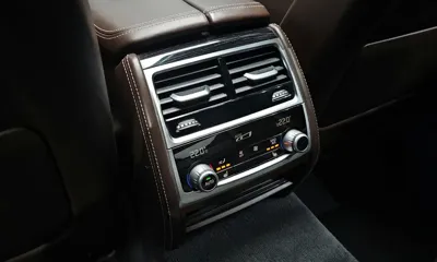 BMW 7-Series 2017, 161727 км, за 26000000 KRW - фото 18