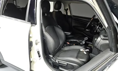MINI Cooper 2019, 32169 км, за 15900000 KRW - фото 12
