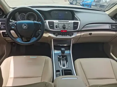 Honda Accord 2014, 49000 км, за 49800 CNY - фото 9