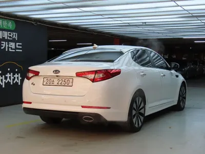 Kia K5 2011, 129607 км, за 3700000 KRW