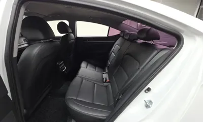 Hyundai Avante 2016, 169753 км, за 6700000 KRW - фото 12