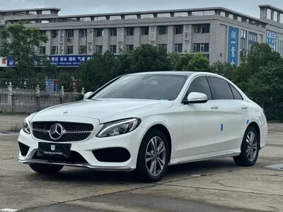 Mercedes-Benz C-Class · 2018 год